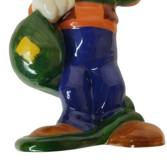 Disney Goofy with Water Hose Porcelain Ceramic Figurine - Picture 8 of 11